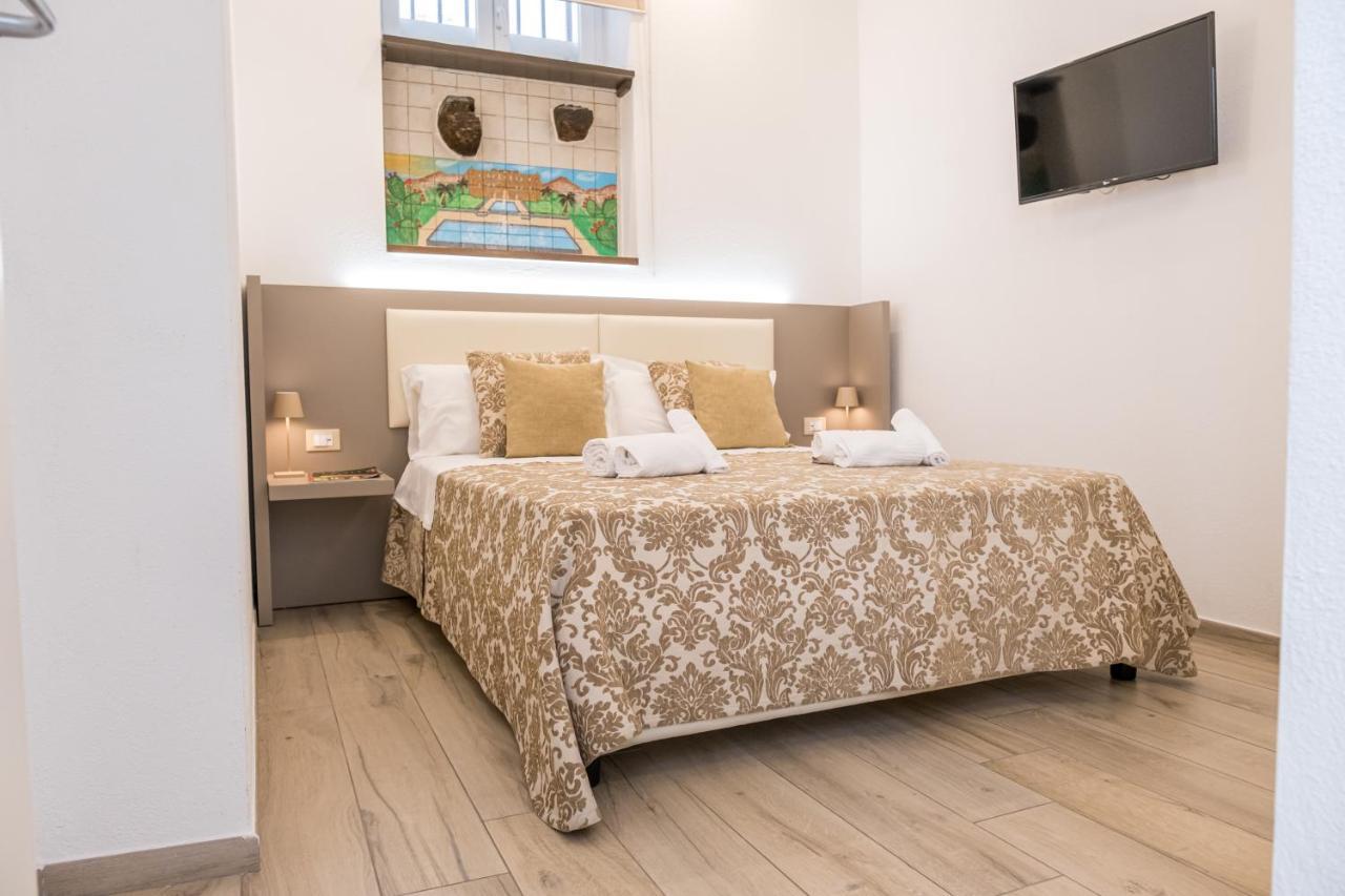Barlaman Luxury Rooms Palermo Exterior photo