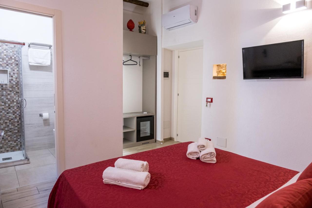 Barlaman Luxury Rooms Palermo Exterior photo