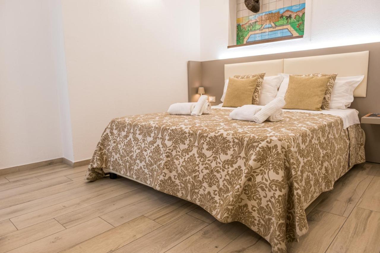 Barlaman Luxury Rooms Palermo Exterior photo